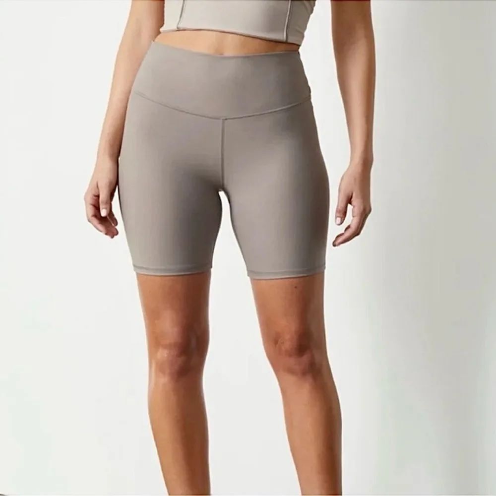 Abercrombie & Fitch YPB Bike Shorts Sand Tan Small Stretch